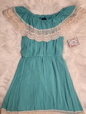 Aqua Dress With Antique Lace Trim - Girls Size: 10 - Brand: 2 Hip